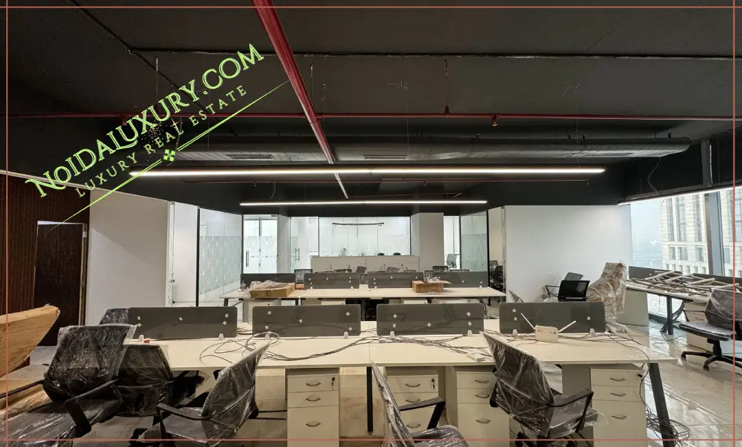 Aerial photo — Supernova Astralis mixed-use and office tower on Noida Expressway