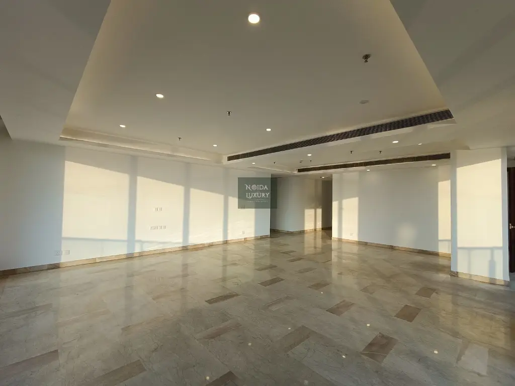 Luxury penthouse for sale in Nova East Supertech Supernova Noida