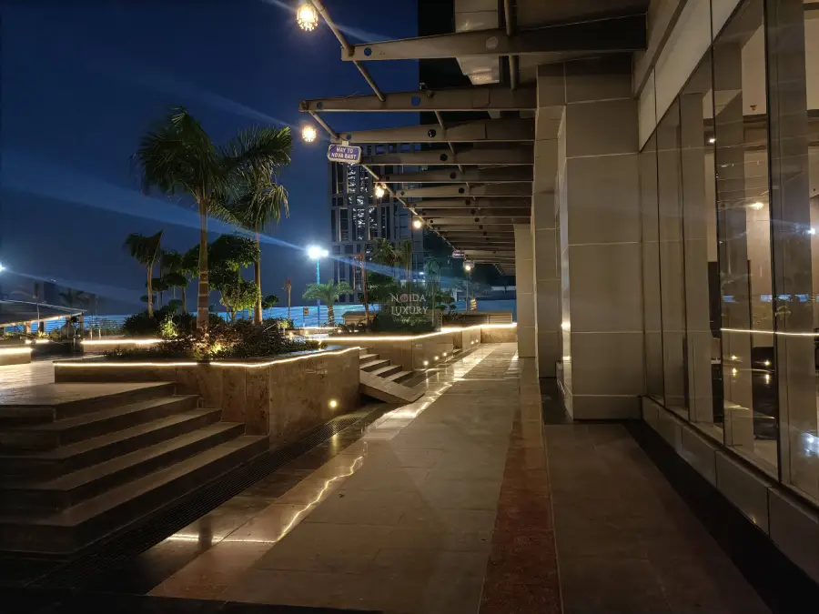 2 bedroom flat for resale at Supertech Supernova — premium fittings, park views and gated community amenities