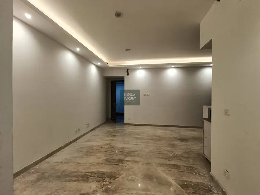 3 BHK apartment for sale in Nova Residences East — east-facing apartment with park view and clubhouse access