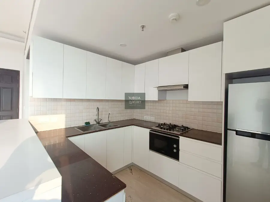 3 BHK apartment for sale in Nova Residences West — spacious bedrooms, gated community, gym & pool